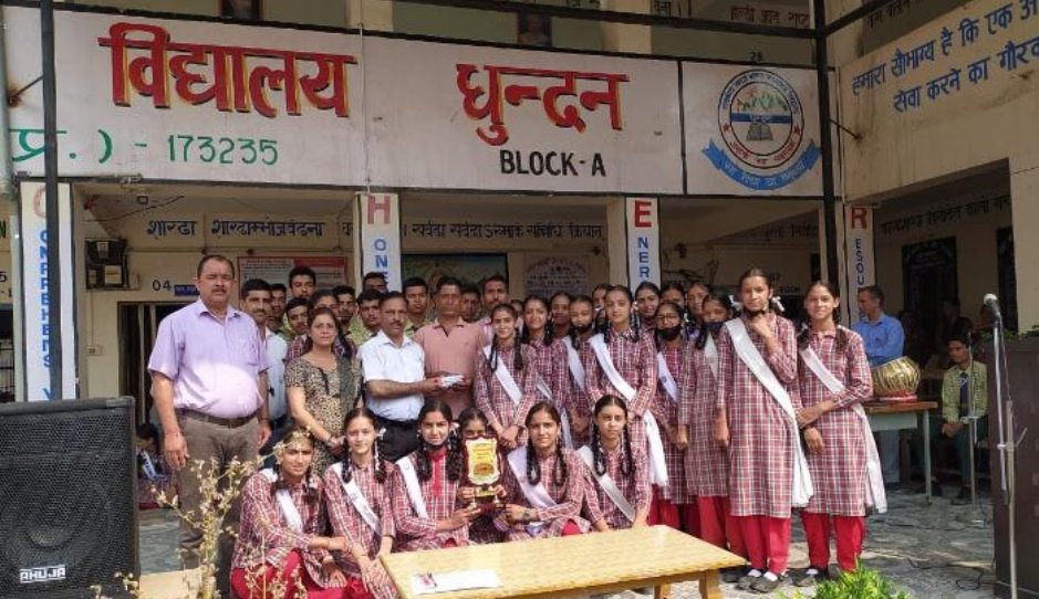 दाड़लाघाट : युवा संसद प्रतियोगिता में धुंदन स्कूल रहा प्रथम