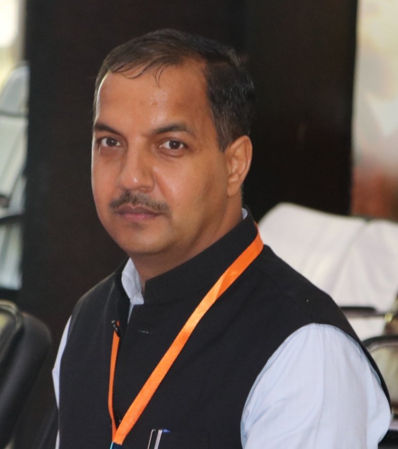 तथाकथित वीरभद्र विकास मॉडल में नहीं बनते थे दो महीने में टॉयलेट:त्रिलोक