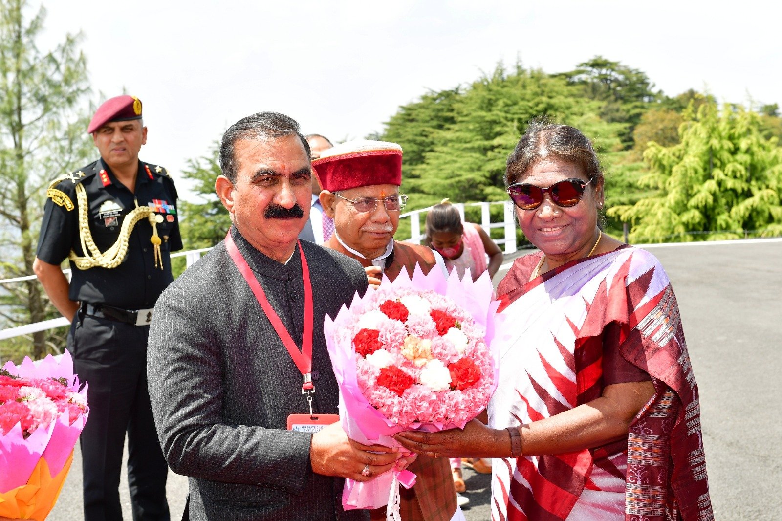 President Droupadi Murmu given warm welcome on reaching Shimla