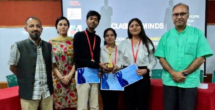 Faculty of Liberal Arts wins YCC debate