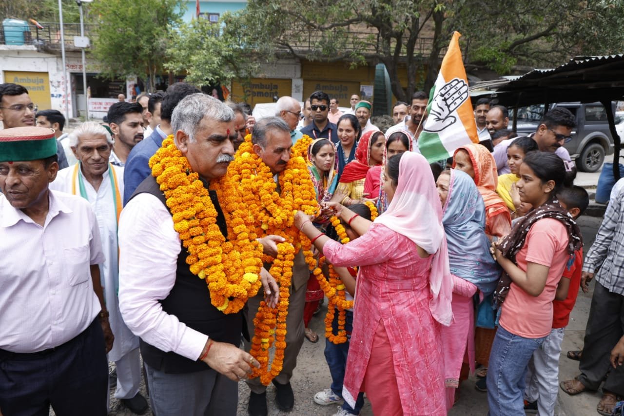 सम्मान के नहीं, ब्रीफ़केस में रखे सामान के भूखे थे दागीः मुख्यमंत्री 