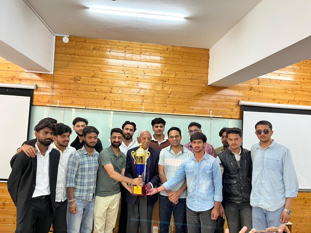 Shoolini University law students lift All India Lawyer Union Cup