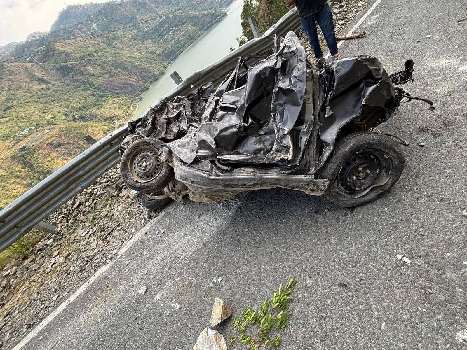 2 Killed as Car Plunges into Gorge Near Dam View Point in Chamba