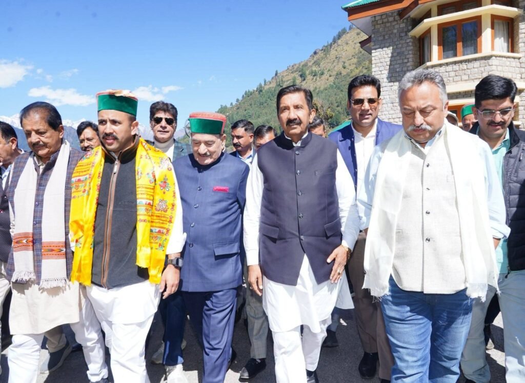 Virbhadra Singh ruled not only politics but also the hearts of the people :Mukesh Agnihotri